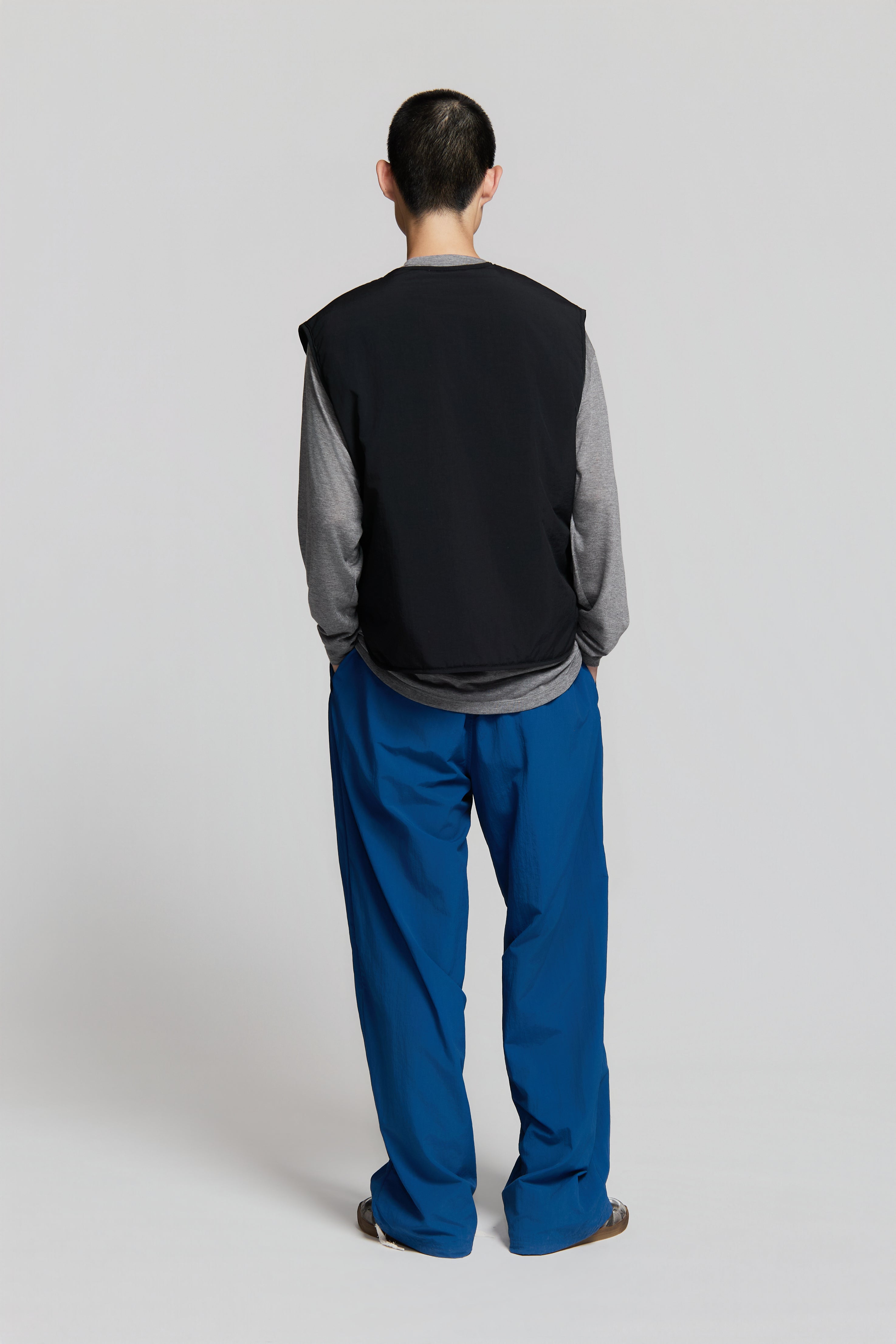 TOKI VEST BLACK
