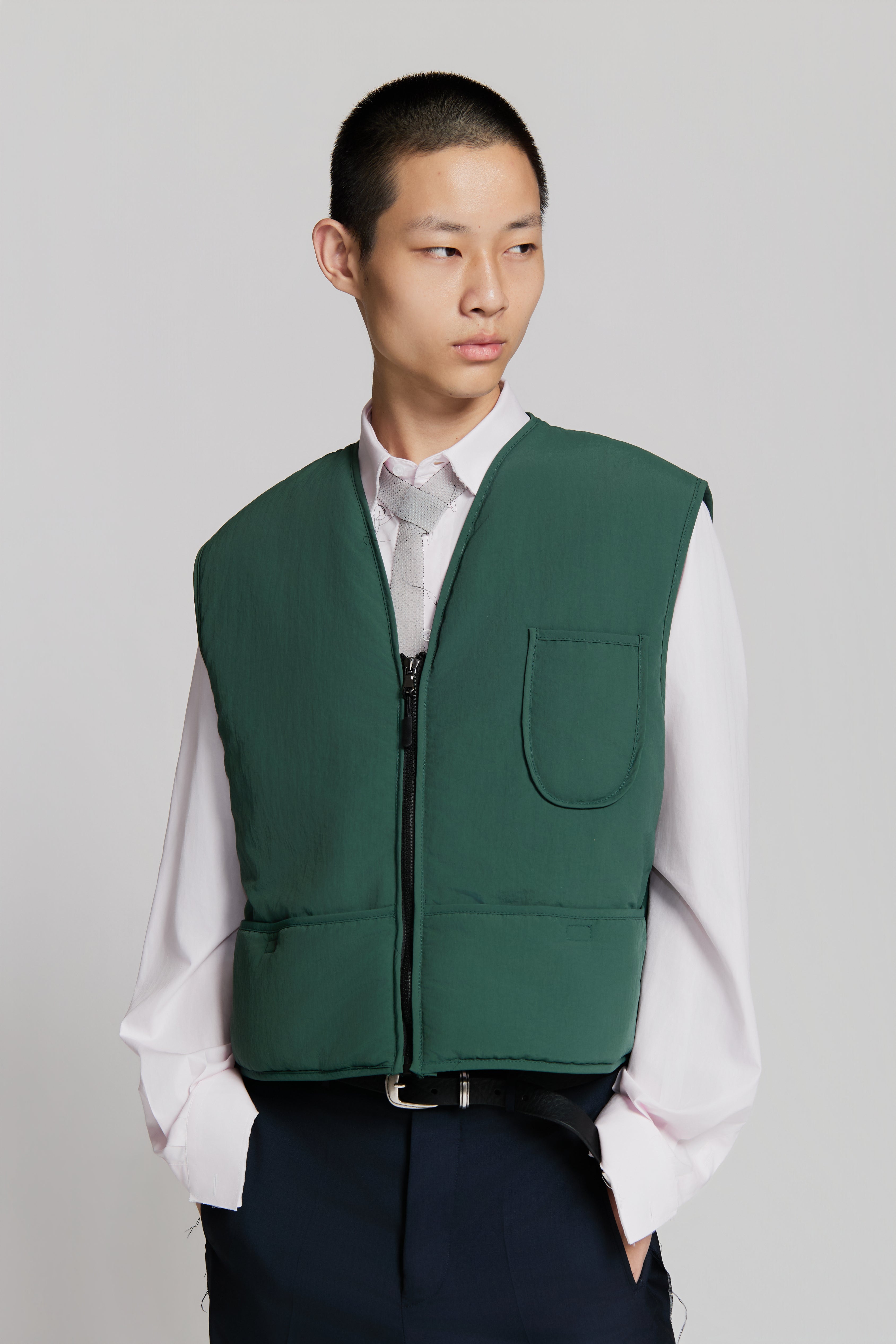 TOKI VEST FOREST GREEN