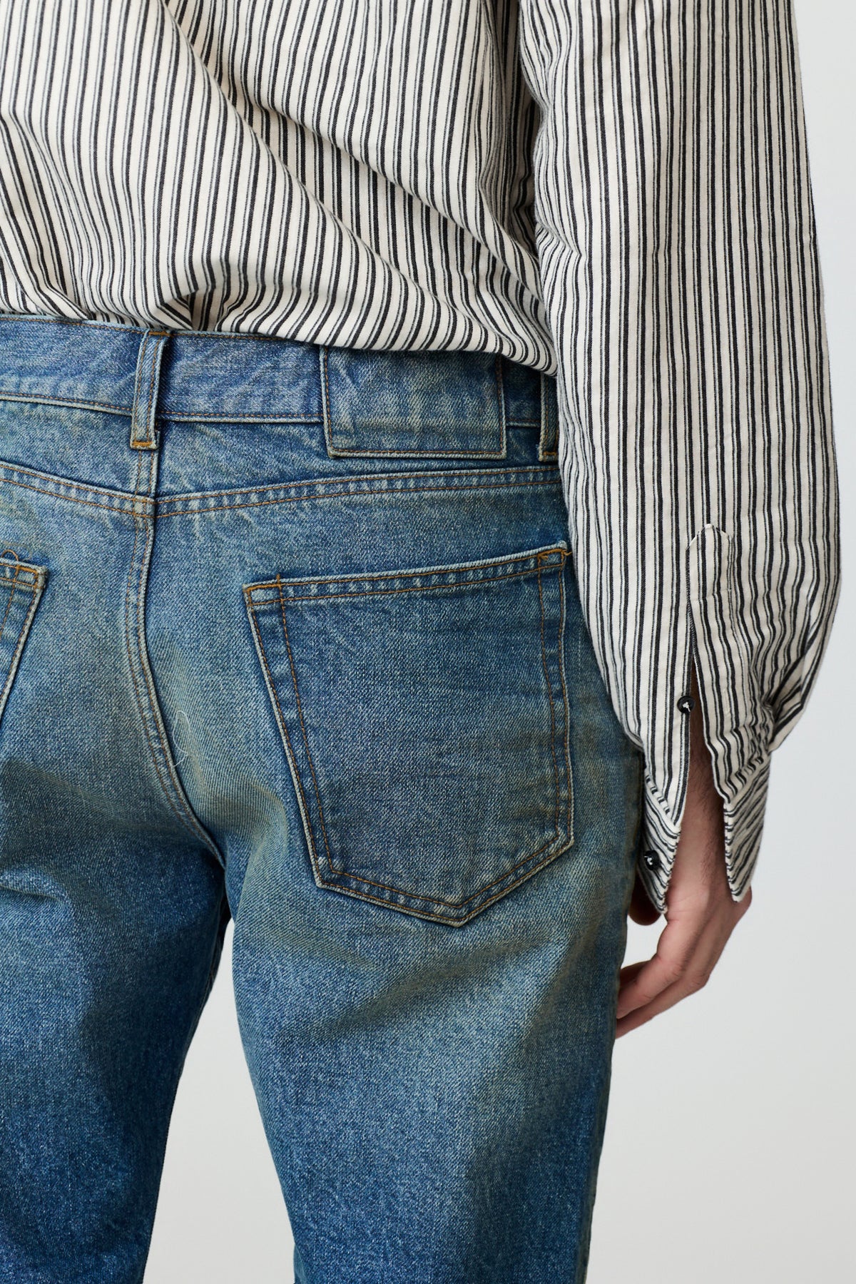 paura-Reference Flare 5-Pocket Jeans - Medium Blue-16DP40220000001