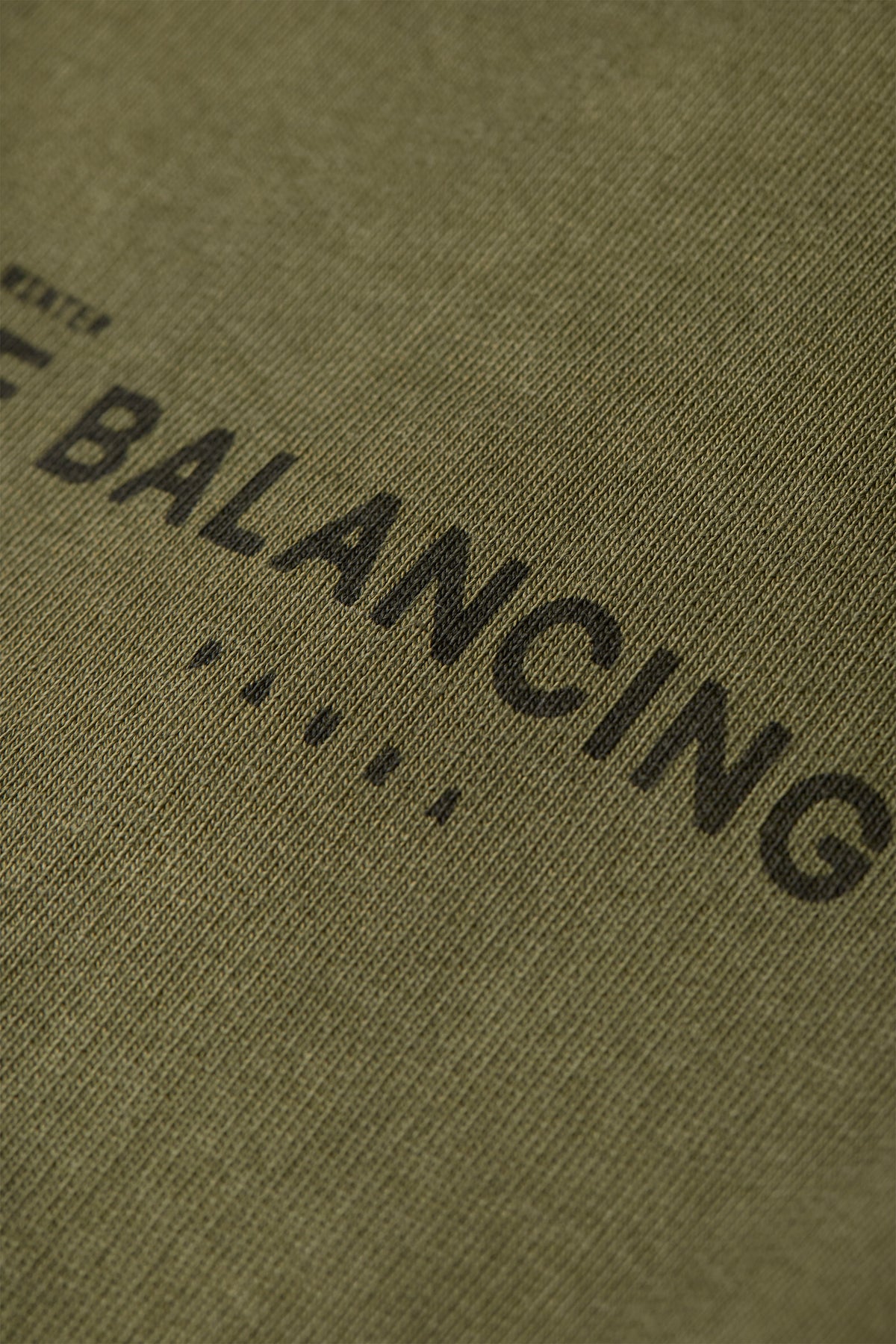 paura-Samuel “The Balancing Act” Crewneck - Military Green-16DP30021030016