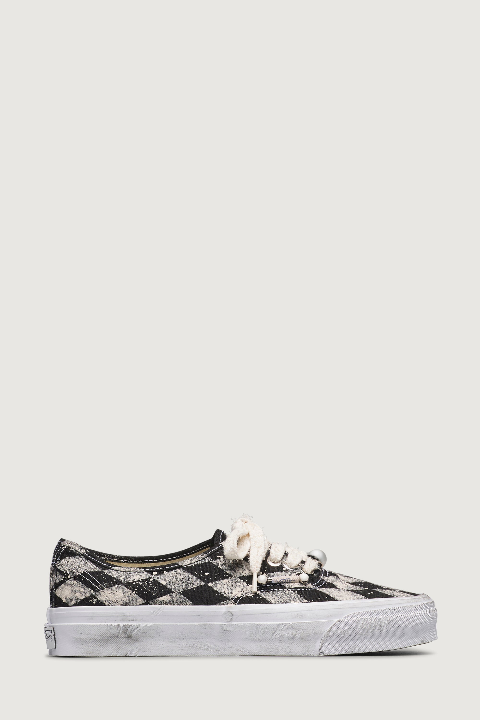 paura-VANS AUTHENTIC BLACK / CHALK-