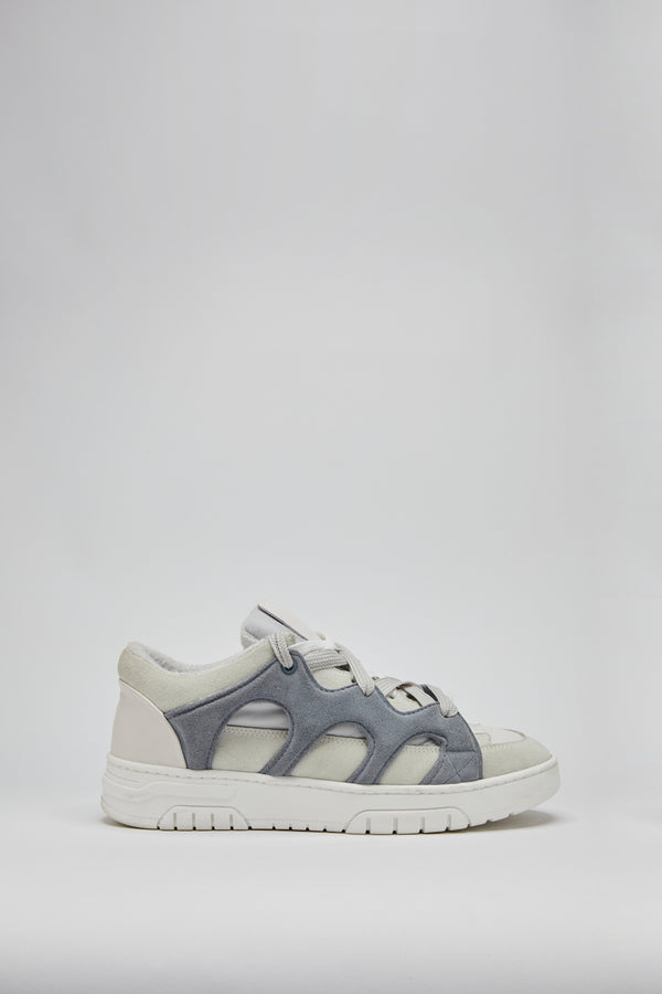 SANTHA MODEL 1 - POWDER BLUE/OFF WHITE