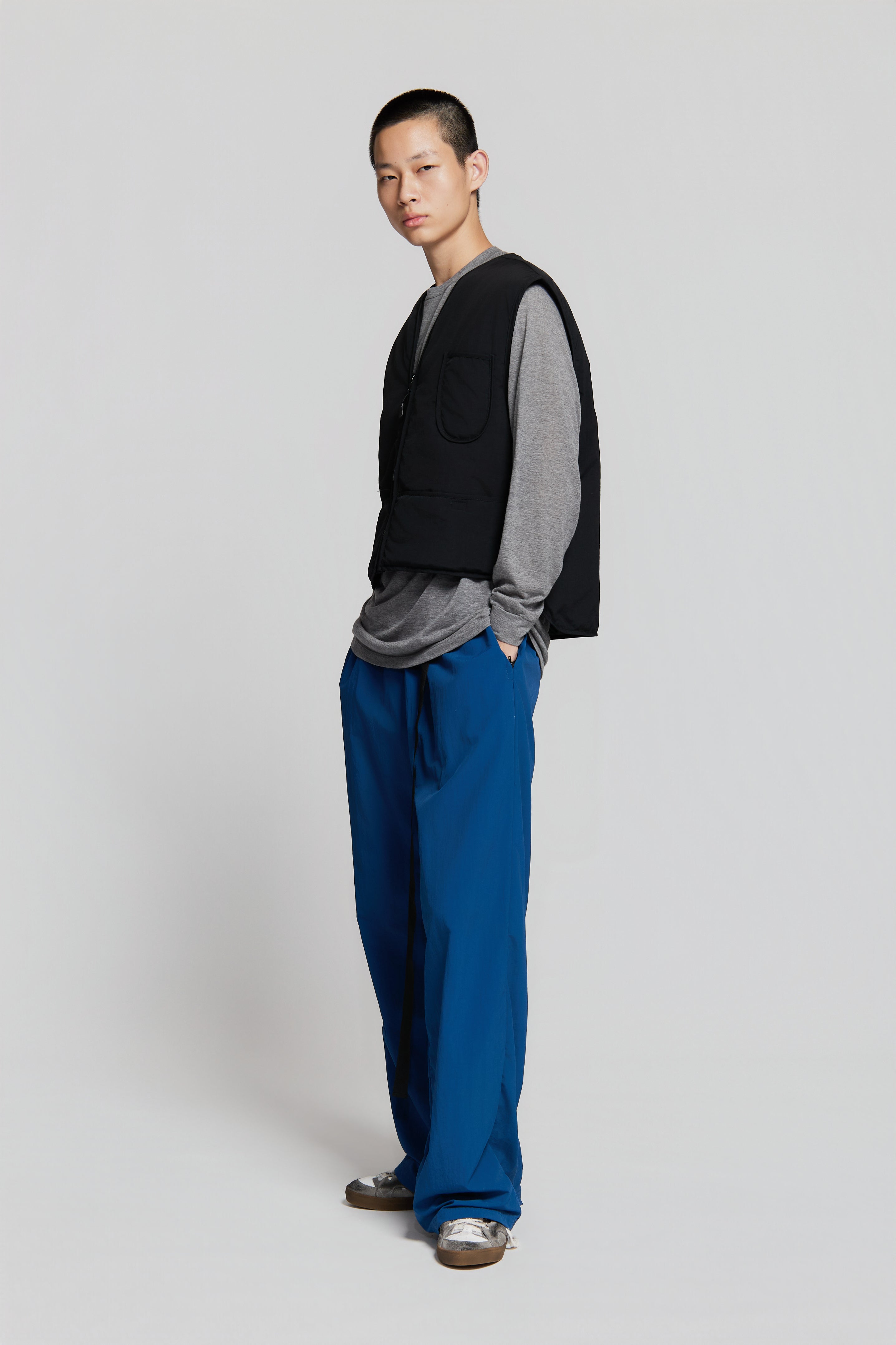 TOKI VEST BLACK
