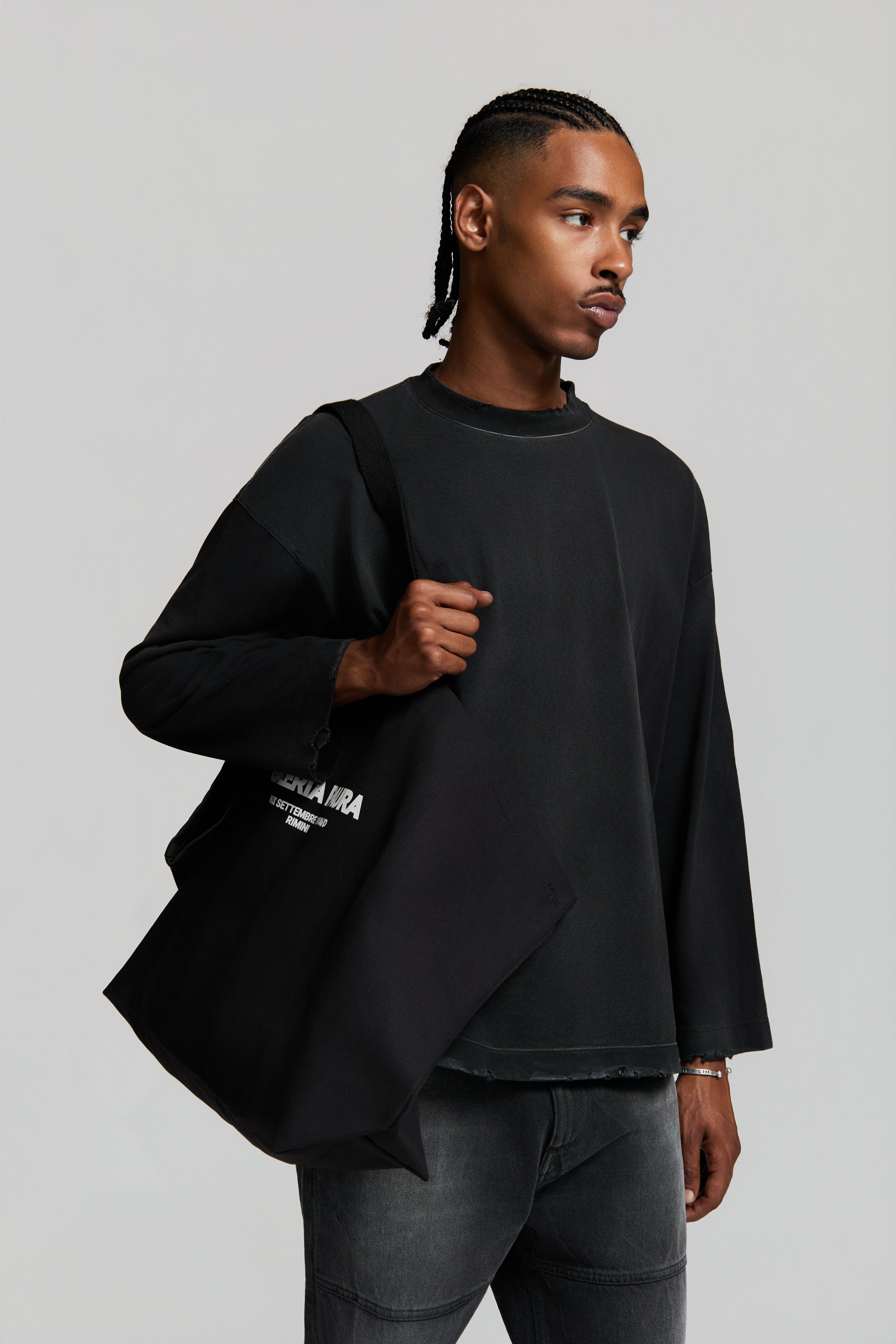 OLLIE GALLERIA LONGSLEEVE PAURA HQ BLACK