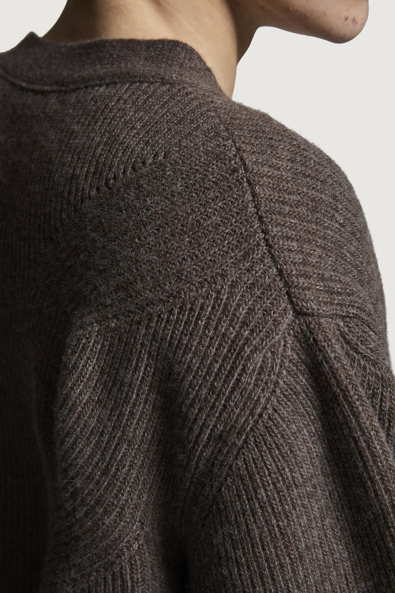 VENEZIA V-NECK SWEATER BROWN