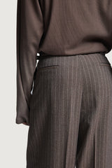 NOGE CLASSIC PANTS BROWN PINSTRIPES