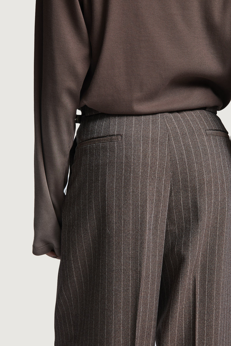 NOGE CLASSIC PANTS BROWN PINSTRIPES