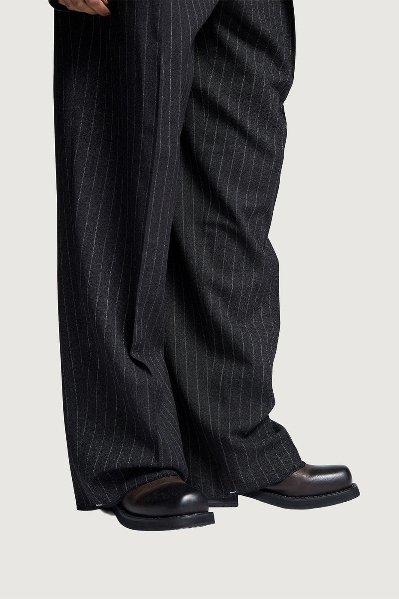 NOGE CLASSIC PANTS DARK GREY PINSTRIPES