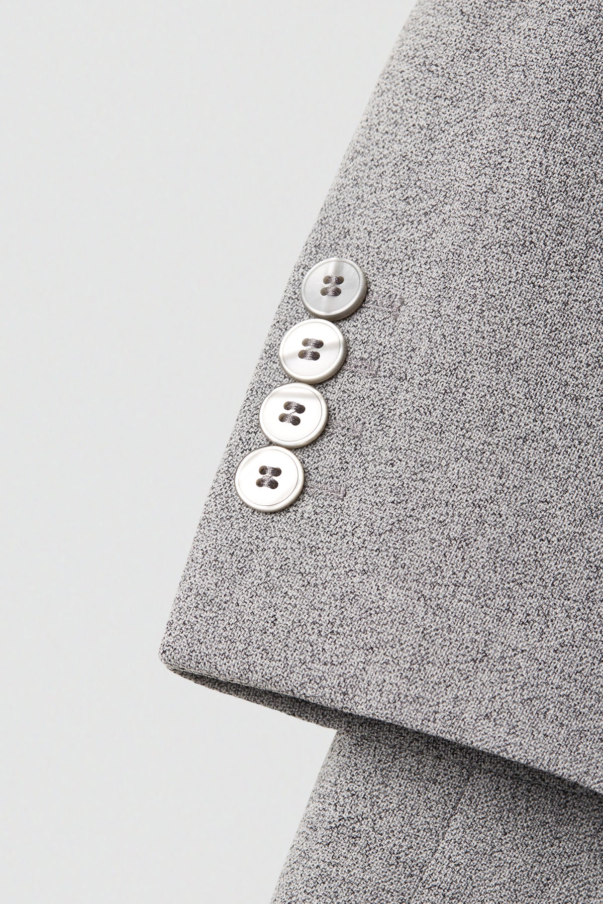 NICOS PEAK LAPEL CLASSIC JACKET - LIGHT GREY