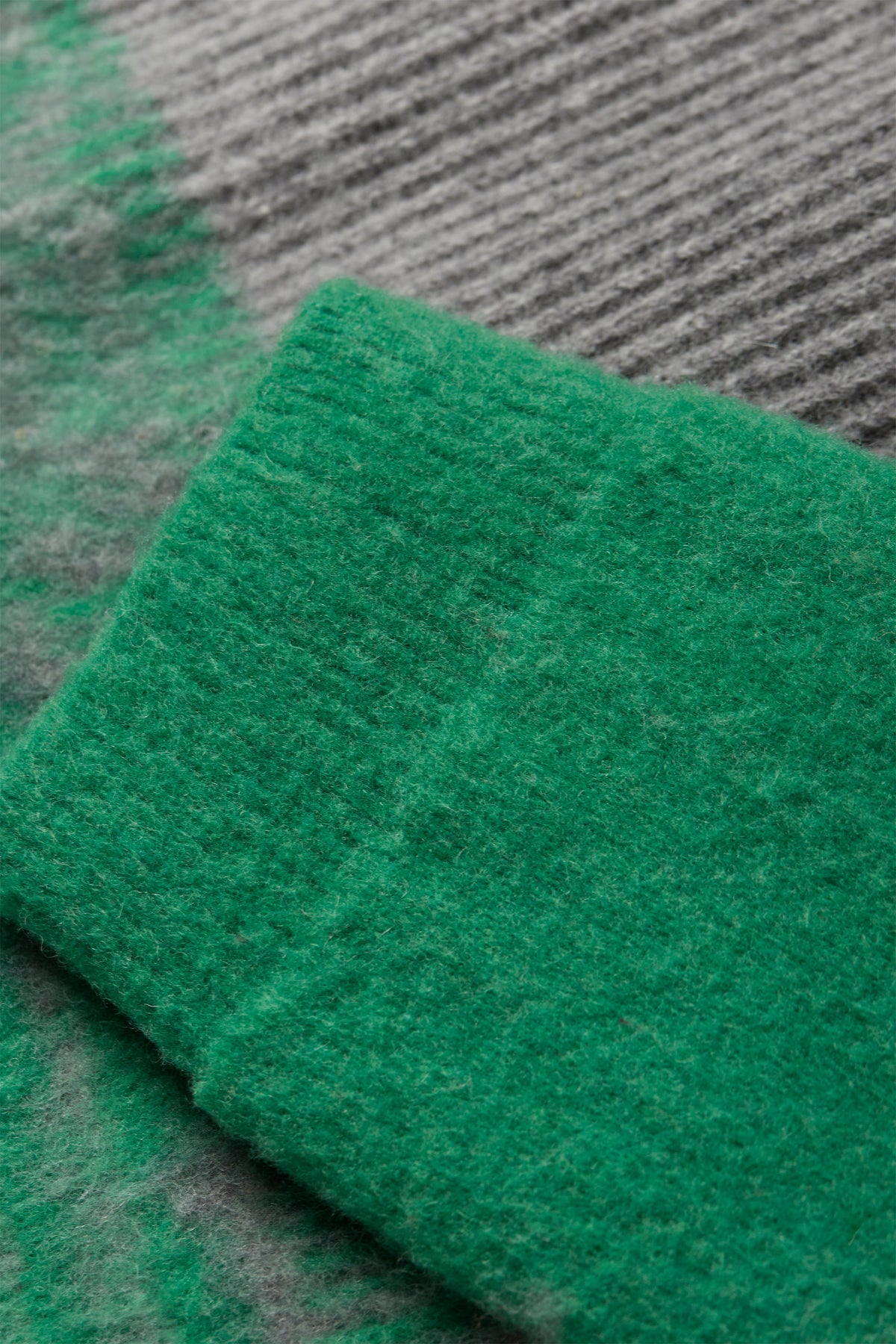 paura-Pegaso English Rib Crewneck - Grey/Green-16DP60070000039