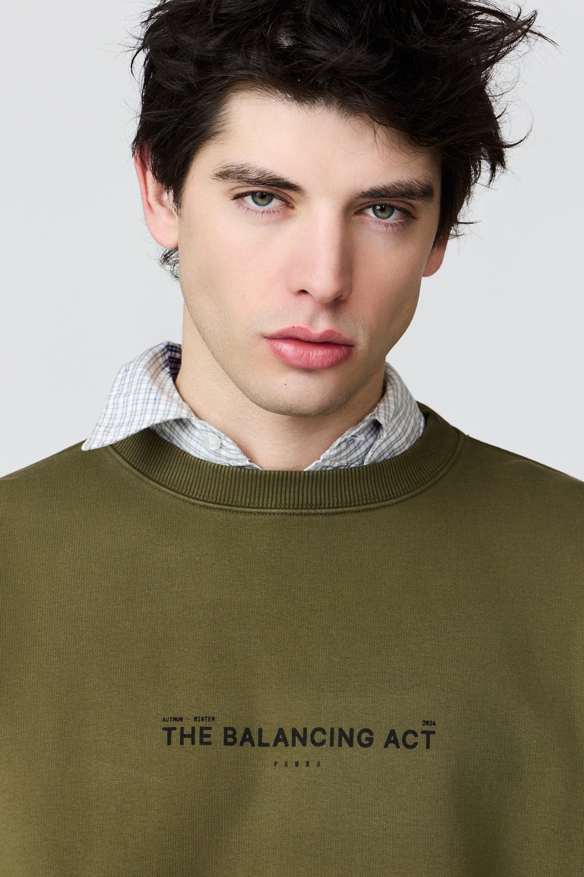 paura-Samuel “The Balancing Act” Crewneck - Military Green-16DP30021030016